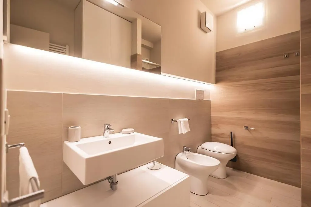 New Modern Seaside House With Garage Apartment Riccione Italy
